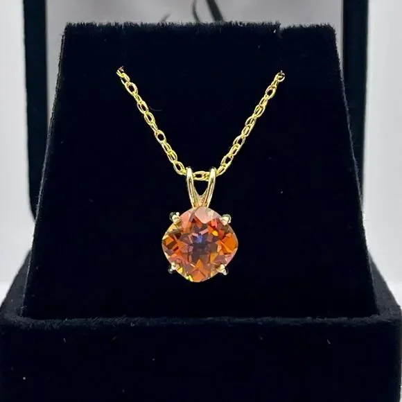 Gorgeous 2.8ct Sunset Topaz Necklace in 14k Yellow Gold - Picture 4 of 4